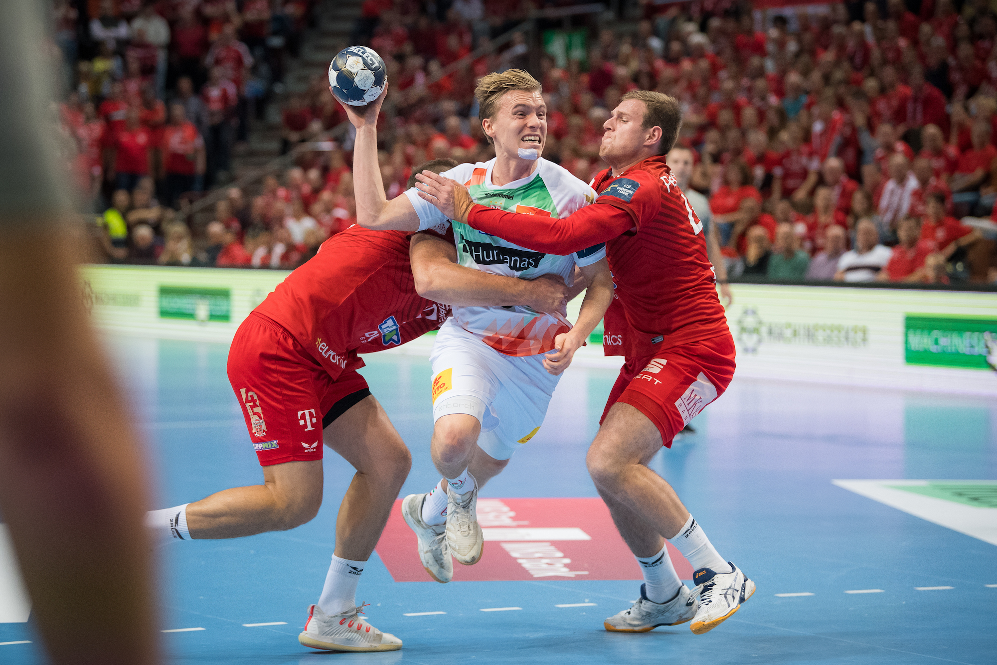 Summary: Kielce win MOTW; SCM end Veszprém's winning run
