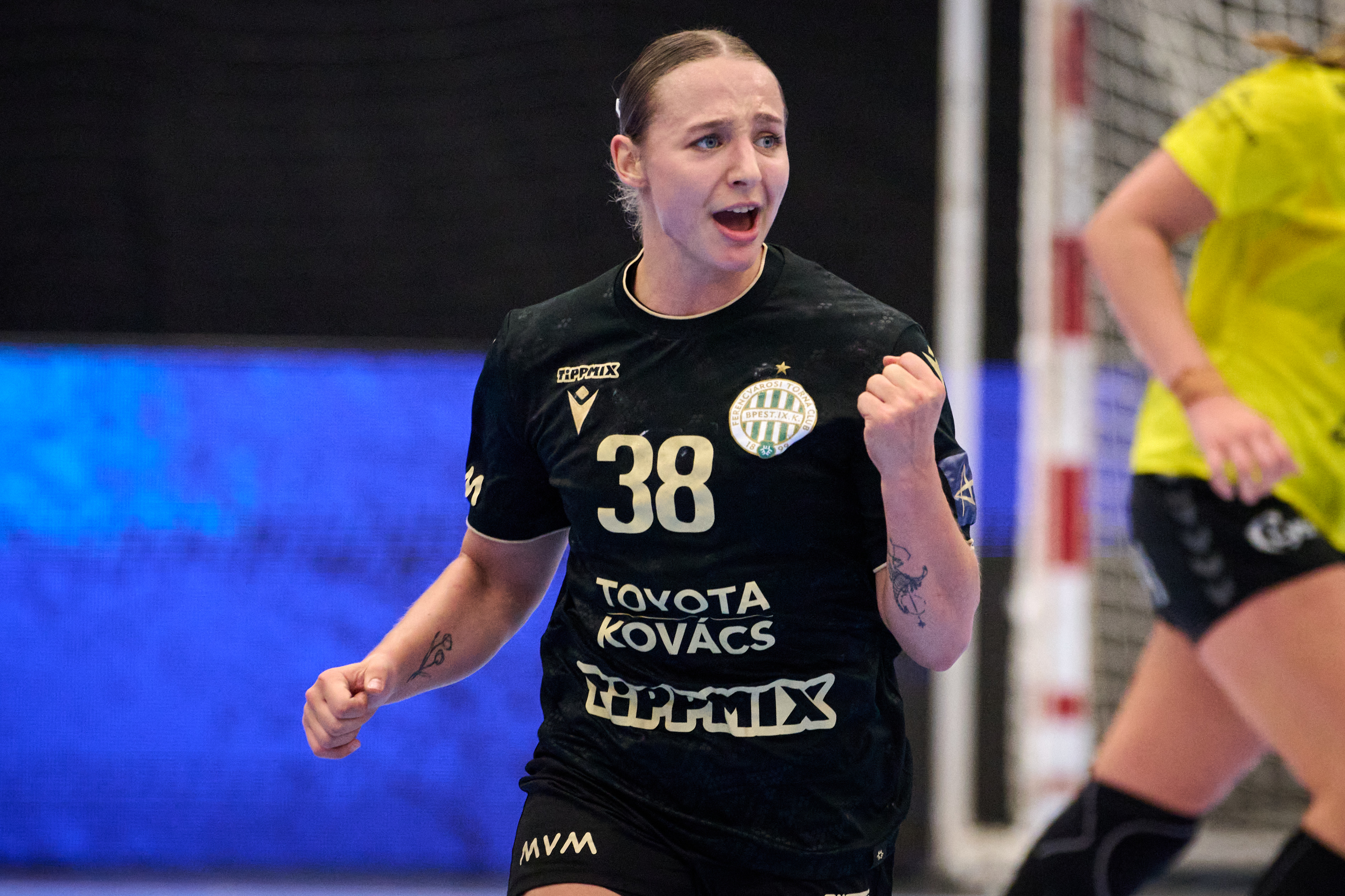 Hungarian-Romanian clashes highlight round 4; five teams still unbeaten