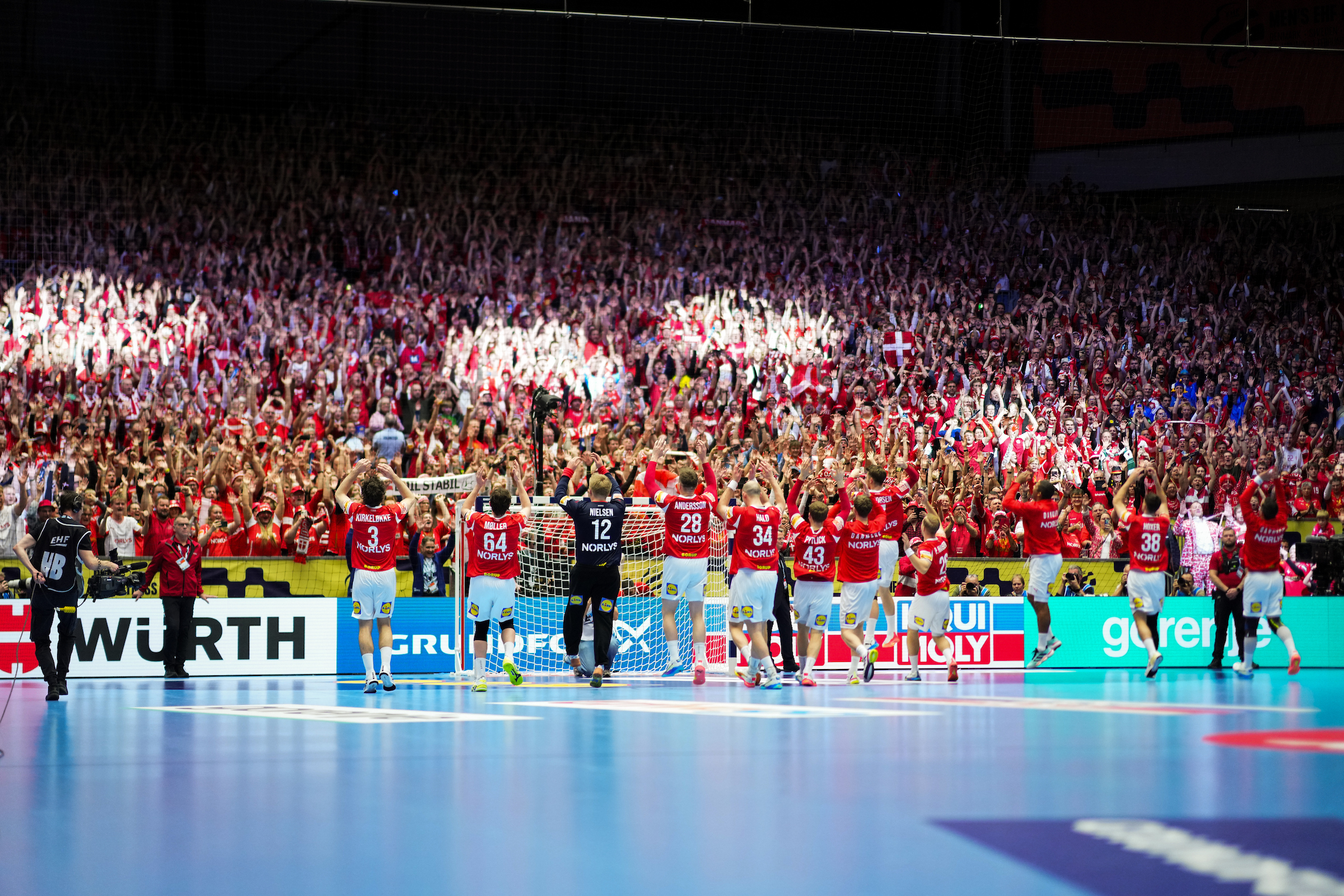 Summary: Germany, Denmark, France secure round 2 wins