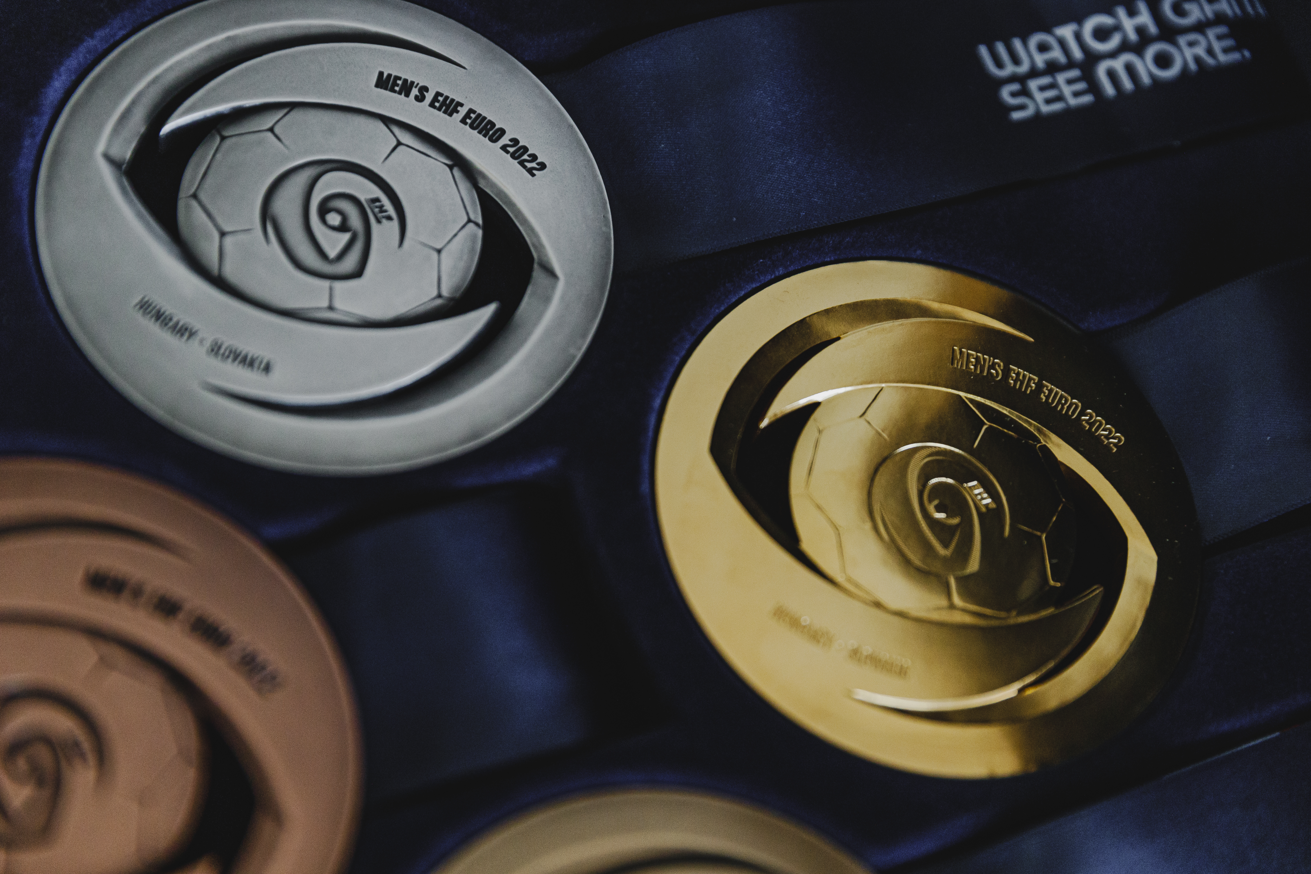 Hosts present four sets of medals for EHF EURO 2022