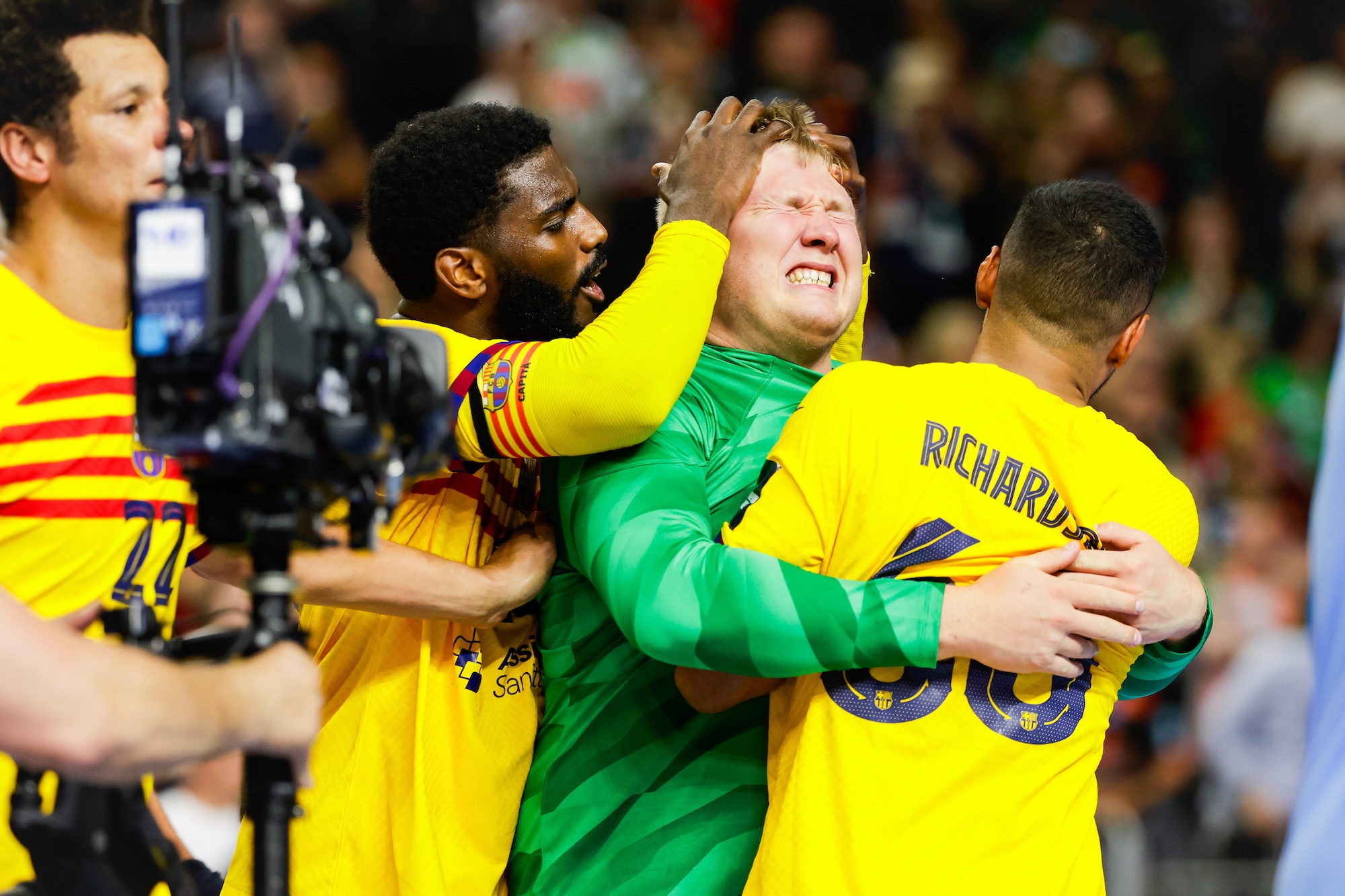 Barça win 11th Champions League title after thrilling final