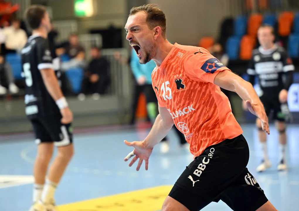 Day Review 1: Drama galore as teams contest tight matches