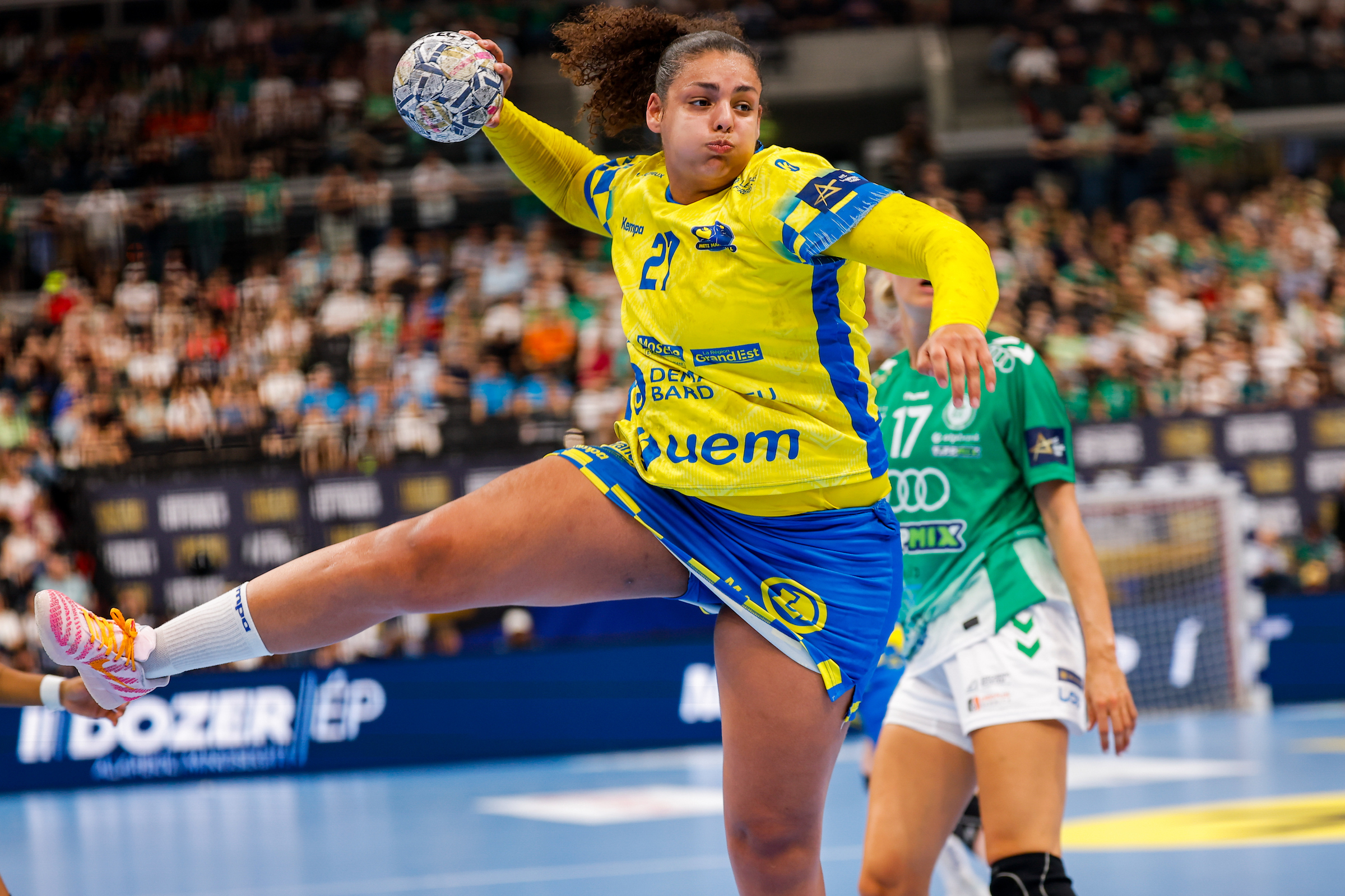 Bouktit's game: “I want to show another image of the line player position”