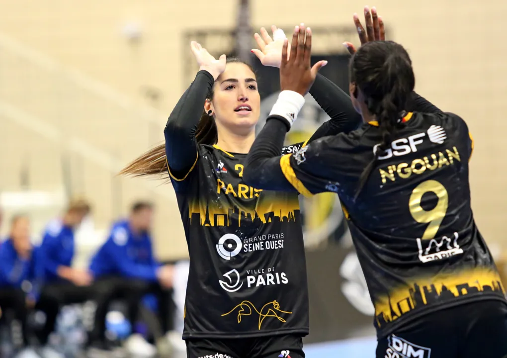 Siófok and Paris stand the heat