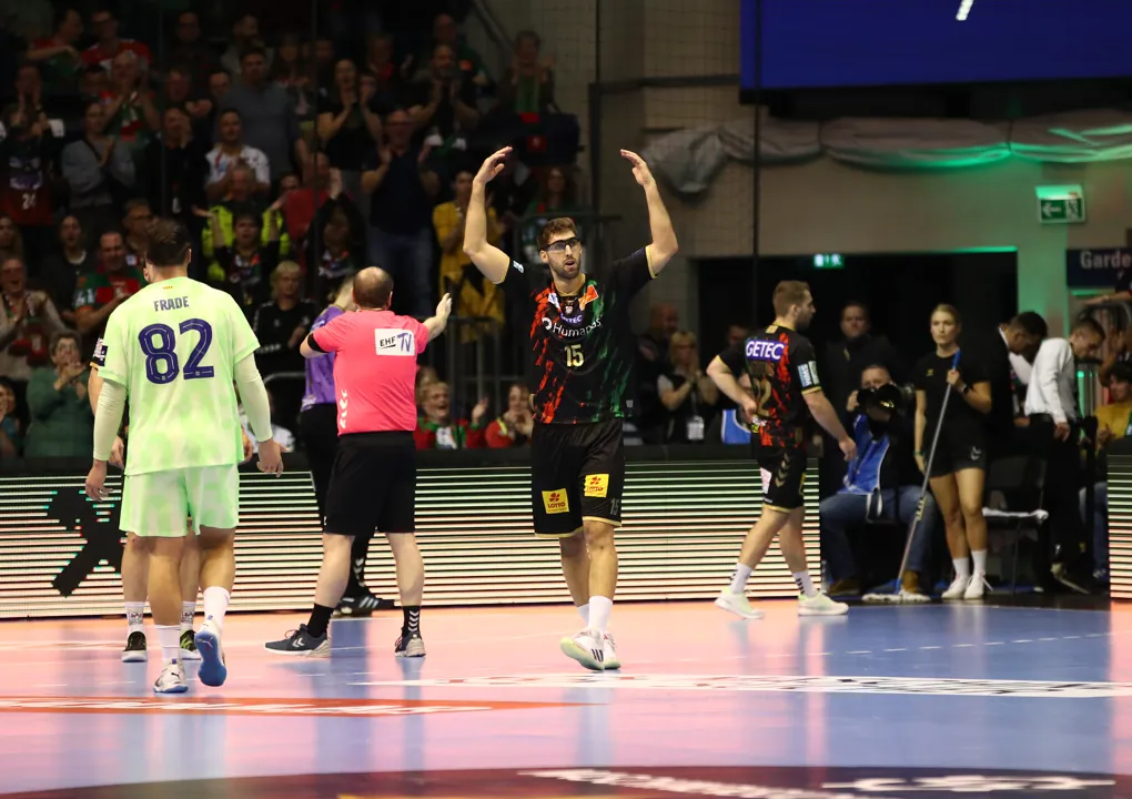 Barça suffer first defeat, Szeged and the rest narrow the gap