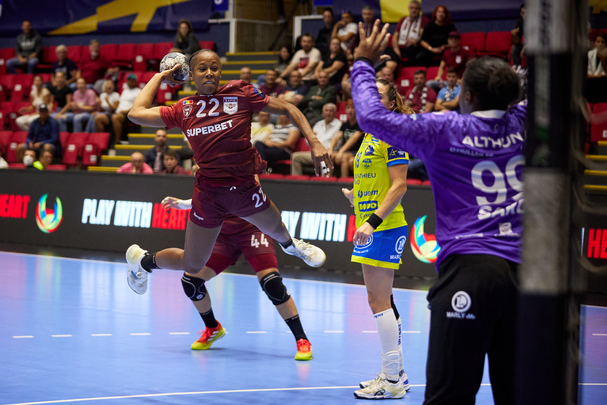 A great homecoming for Kanor