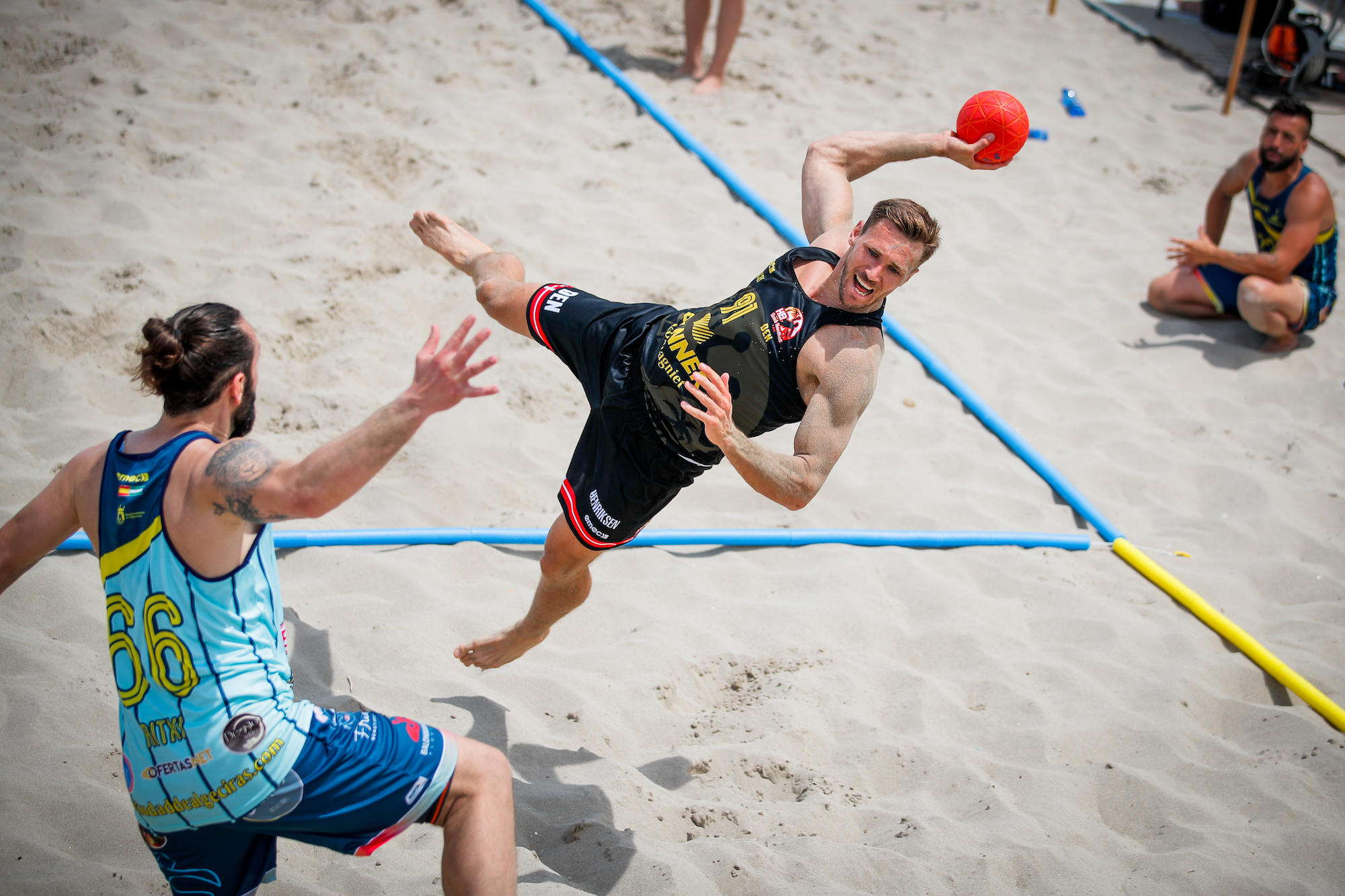 Favourites dominant on day one at ebt Finals 2022