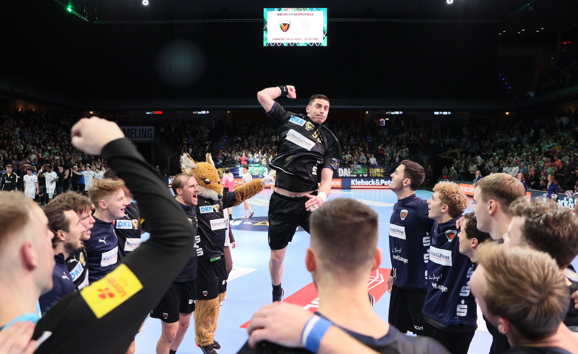 Marsenic: “We do not only have artists — we also have workers”