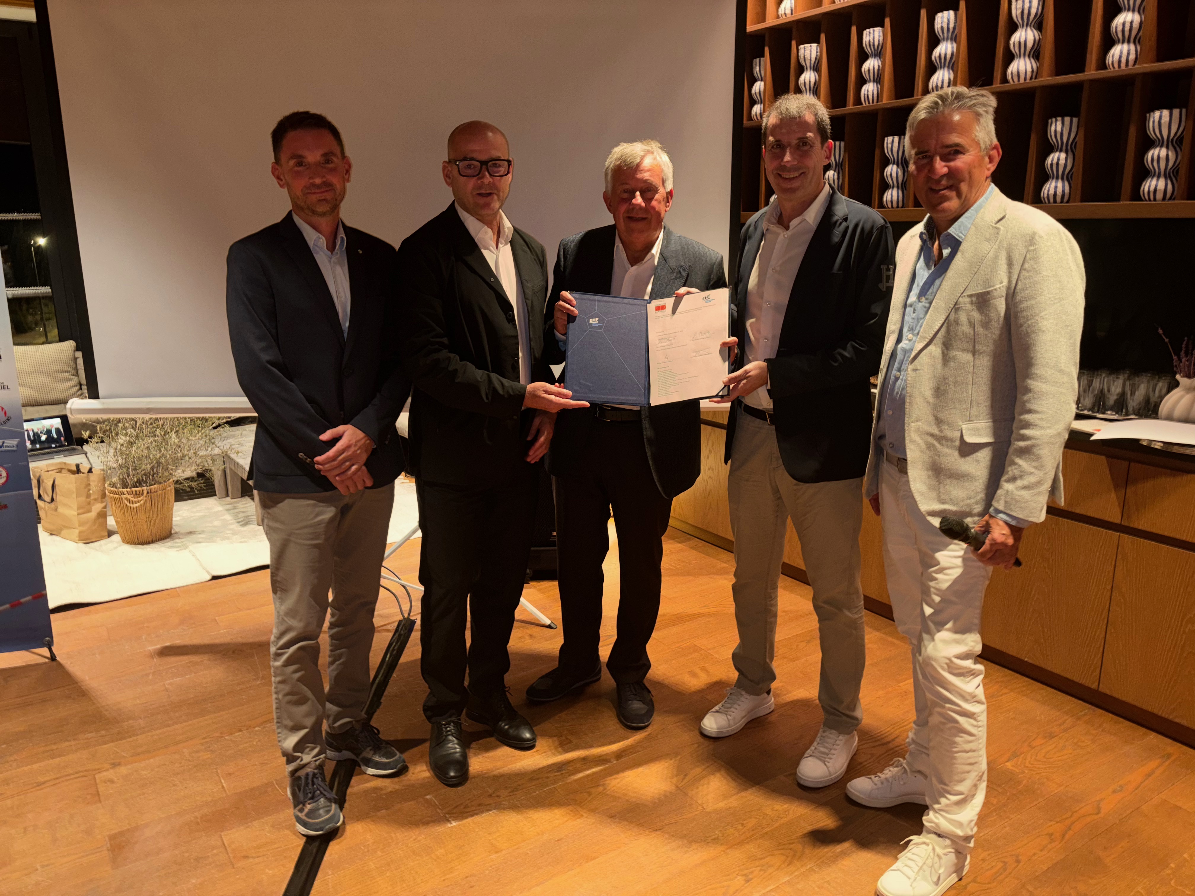 EHF, FCH, sign Memorandum of Understanding