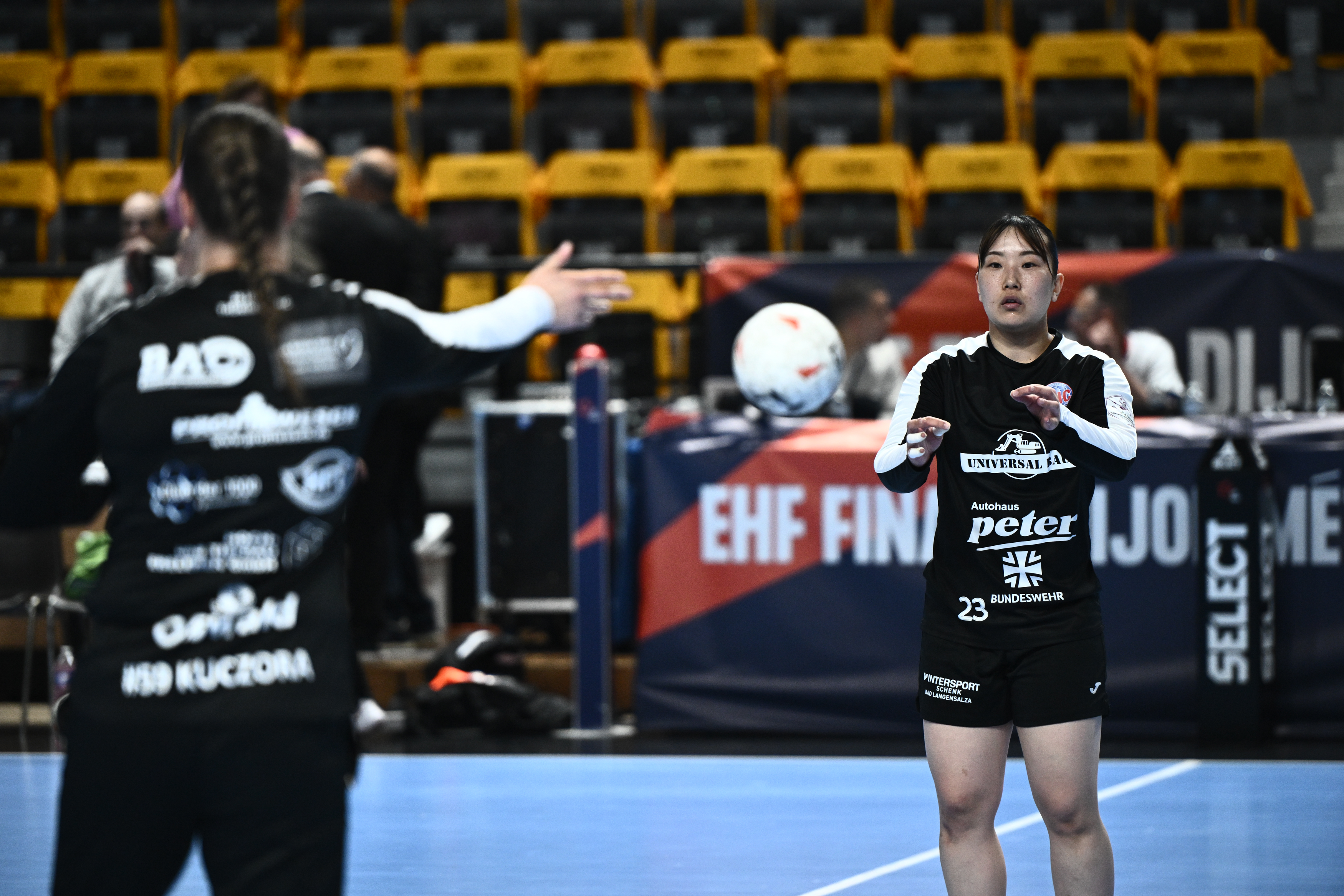 LIVE BLOG: THC and Viborg clash in first semi-final in Dijon