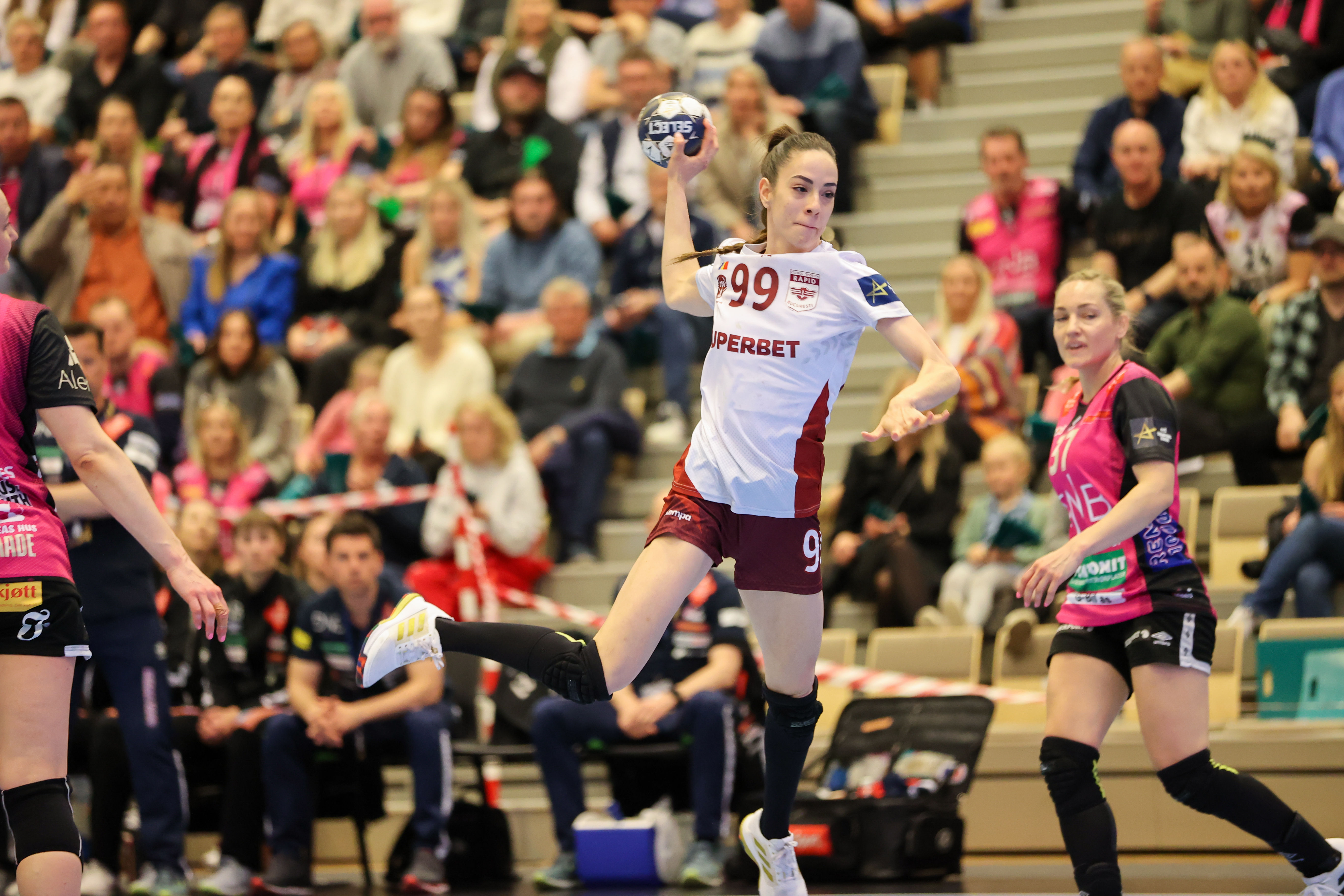 Sorina Grozav expects “an even tougher challenge”