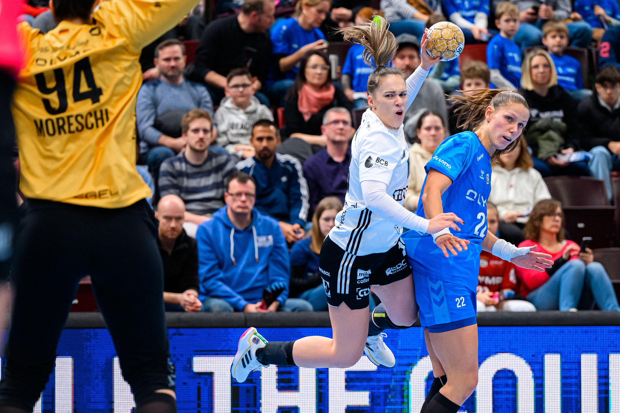 Summary: DSVC beat Bietigheim, Metz take MOTW, CSM defeat Györ