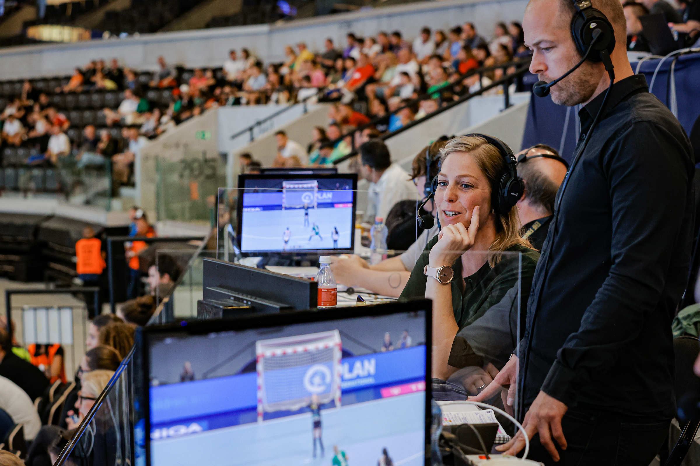 Mics go open for female handball commentators