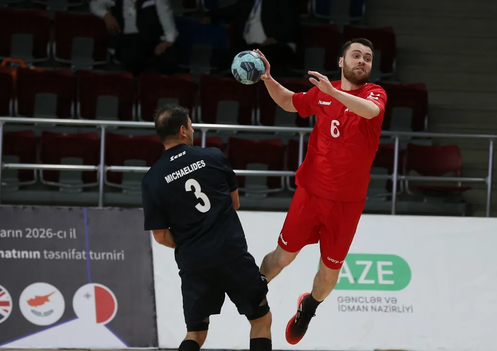 Great Britain snatch late point, hosts Azerbaijan win