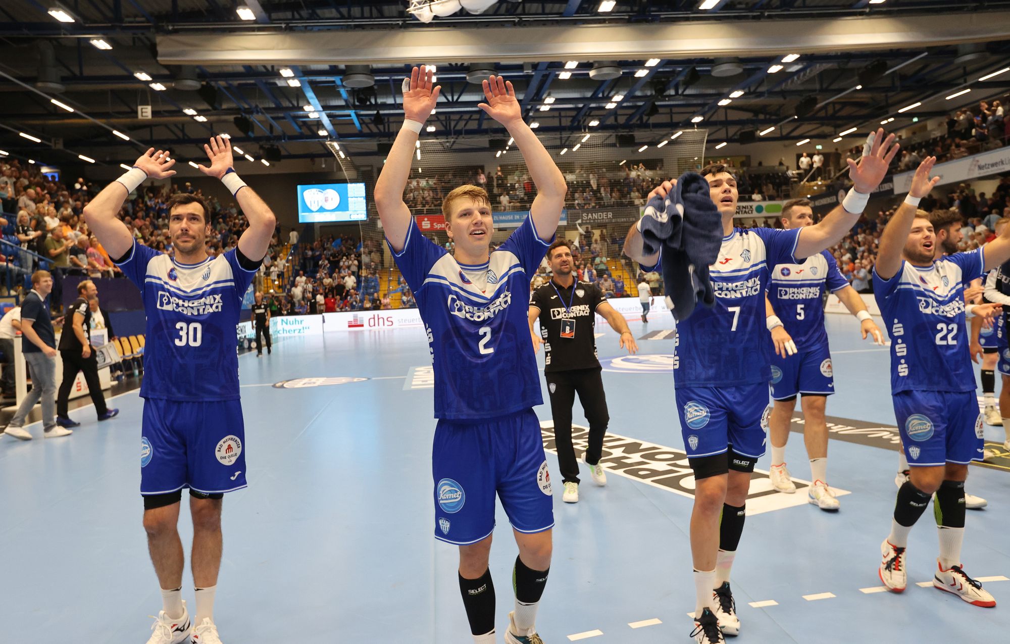 Home sides secure valuable wins 