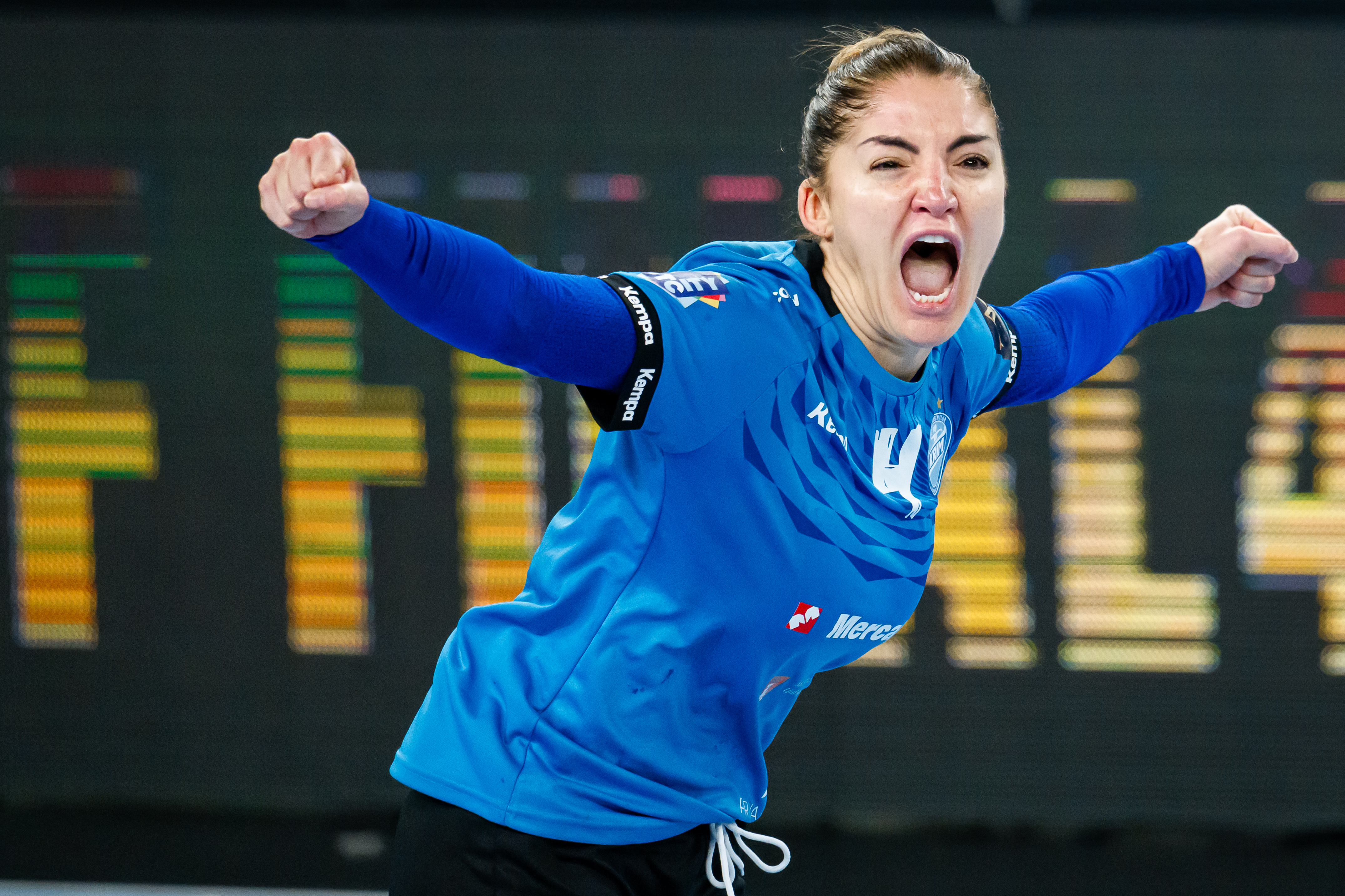 SUMMARY: Györ, Krim, Bietigheim and Ikast prolong winning streaks